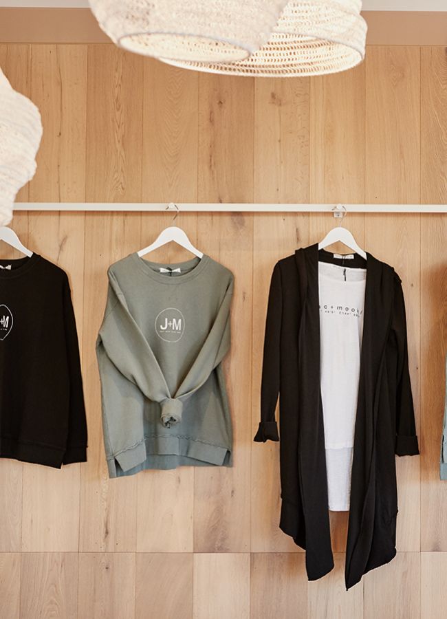 431 Hampton lifestyle — Shoppers Guide imagery
